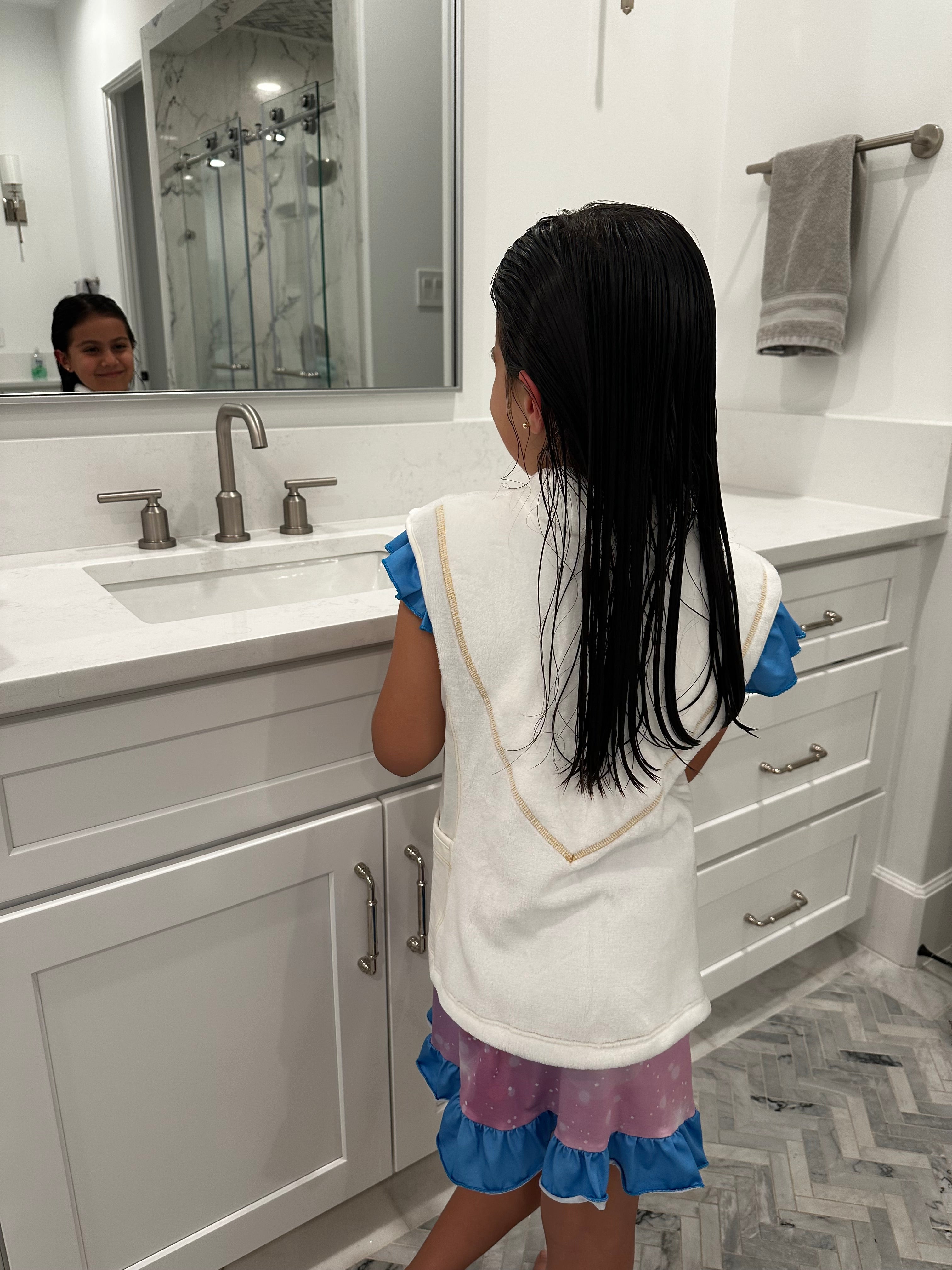 Girl wearing the PSV